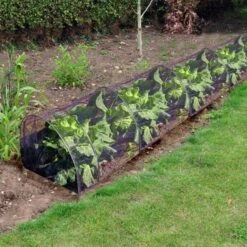 Kweektunnel Met Zwart Gaasnet - 45 × 45 × 300 Cm -Tuinonderhoud Buiten kweektunnel met zwart gaasnet 1523605609 1 600