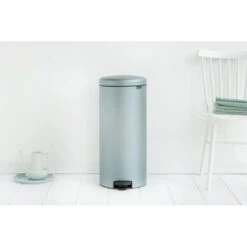 Pedaalemmer NewIcon BRABANTIA - 30 Liter Muntgroen -Tuinonderhoud Buiten pedaalemmer newicon 30 liter muntgroen 1608011298 3 600